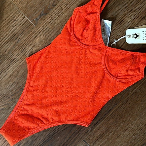 Billabong Good Vibes Emma Red One Piece Small - Picture 6 of 17